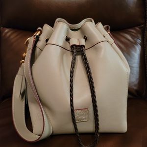 dooney light taupe